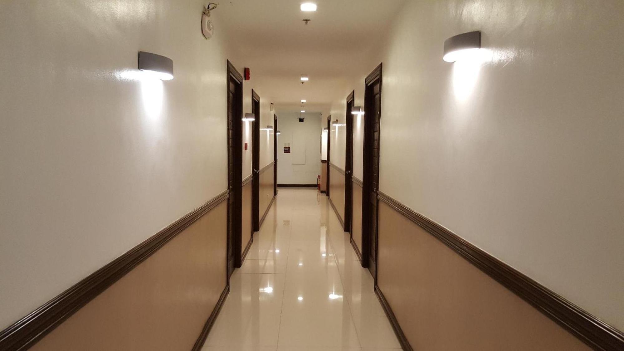 PearLi View Hotel Iloilo City Buitenkant foto