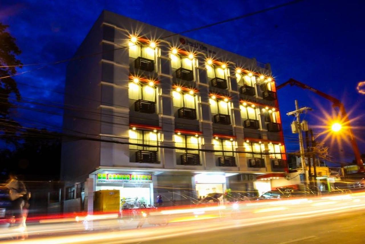 PearLi View Hotel Iloilo City Buitenkant foto